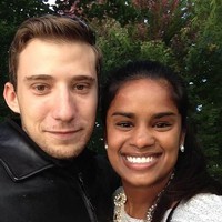 Pasangan yang sama-sama berusia 23 tahun itu kemudian resmi menikah pada 30 Desember 2016, hampir 20 tahun setelah janji Matt pada Laura untuk menikahinya. Foto: Dok. Facebook Matt Grodsky, Laura Scheel