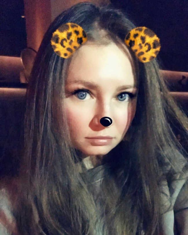 Ini Anna Sorokin yang memalsukan identitasnya. Dia diketahui dengan nama Anna Delvey yang merupakan sosialita New York.  Foto: dok. Instagram (@theannedelvey)