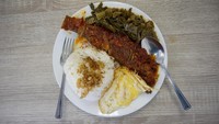 Warung rumpi menjadi obat rindu bagi sejumlah WNI di London yang rindu akan cita rasa masakan Indonesia. Nova Wahyudi/Antara Foto.