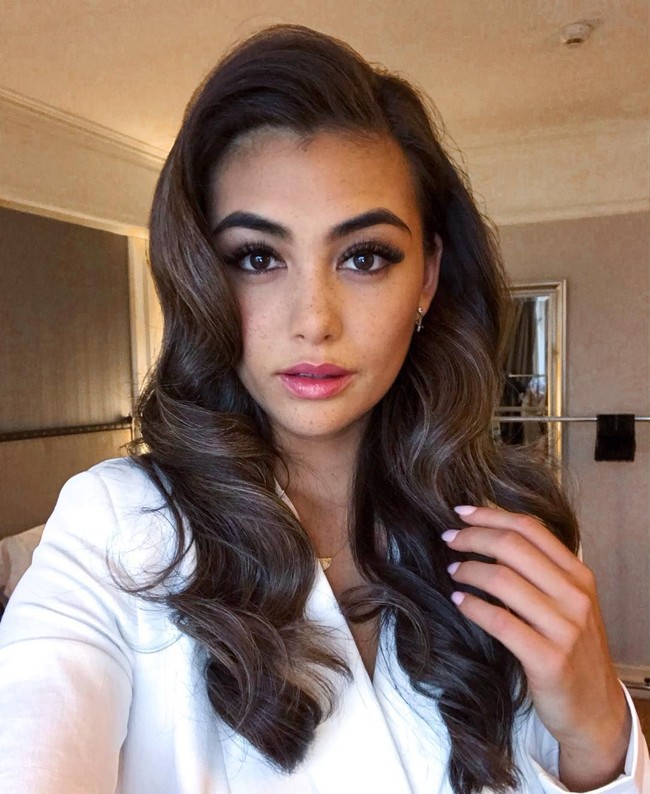 Sebelumnya Francesca jadi perbincangan setelah berbicara mengenai gangguan kesehatan mental di kalangan anak muda. Ia pun mengaku pernah bergelut dengan depresi ketika muda karena merasa kesulitan untuk membuat orangtuanya terkesan.  Foto: dok Instagram @francesca.hung