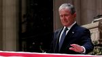 Penghormatan Terakhir untuk Bush Senior