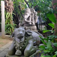 Instalasi patung Ganesha di Big Garden Corner. Lokasi ini dulu awalanya galeri patung. Banyak orang yang suka foto-foto di sini sampai akhirnya diubah menjadi taman rekreasi, kata Desi kepada Wolipop, Kamis (6/12/2018).  Foto: Daniel Ngantung/Wolipop