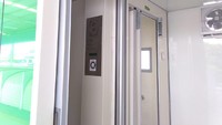 Keberadaan toilet ini merupakan permintaan dari PT KAI. Alasannya, agar pengguna skybridge tidak kebingungan jika hendak ke toilet karena toilet di stasiun khusus bagi penumpang KRL (Foto: Lisye Sri Rahayu/detikcom)
