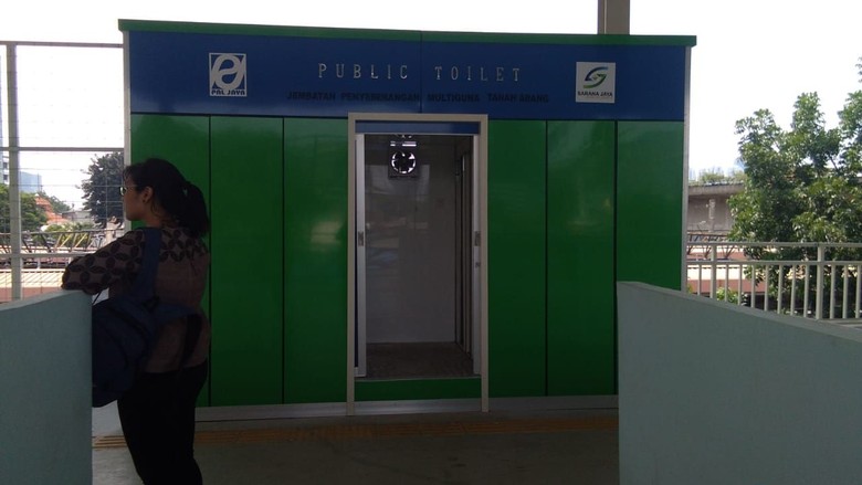 Ada 4 Smart Toilet di Skybridge Tanah Abang, Begini Penampakannya Ada 4 Smart Toilet di Skybridge Tanah Abang, Begini Penampakannya