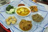 Bedulang, Tradisi Makan Khas Belitung untuk Kebersamaan