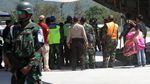 Panglima TNI Serahkan Jenazah Korban KKB ke Keluarga