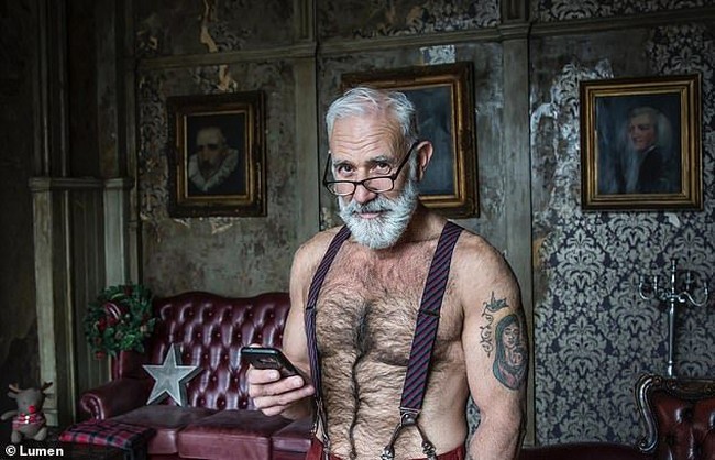 Paul Orchard dari Liverpool, Inggris dipilih menjadi Sinterklas untuk kampanye terbaru aplikasi kencan, Lumen untuk rayakan Hari Natal. Foto: Dok. Lumen