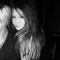 Anna pun mengaku bahwa dia merupakan keturunan kerajaan Jerman. Nyatanya, Anna adalah orang Rusia dan mengaku sebagai orang kaya.  Foto: dok. Instagram (@theannedelvey)