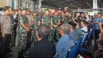 Panglima TNI Serahkan Jenazah Korban KKB ke Keluarga