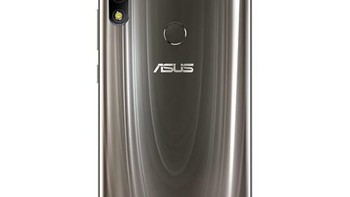 Selain biru, Zenfone Max Pro M2 hadir dalam dua warna. Foto: Asus Rusia