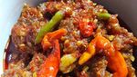 Huaaah! Makan Siang Enak dengan Oseng-oseng Pedas Menyengat
