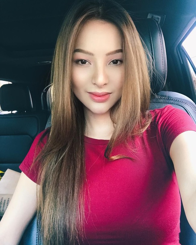 Kini populer sebagai selebriti Instagram dan model, Sunshine Guimary kerap tampil dengan deretan barang mewah seperti Louis Vuitton, Guess, Prada, Chanel, Hermes dan Gucci. Foto: dok. Instagram