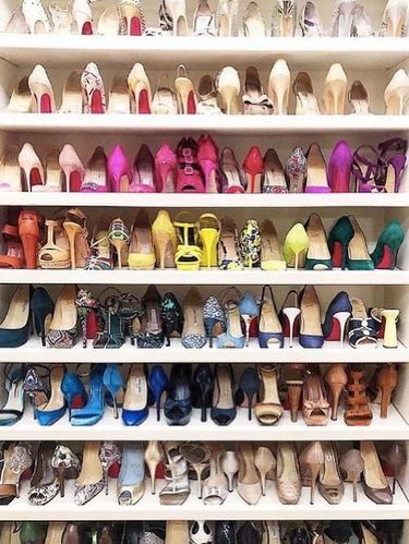 Intip Koleksi Sepatu Catherine Zeta Jones Senilai Lebih dari Rp 600 Juta