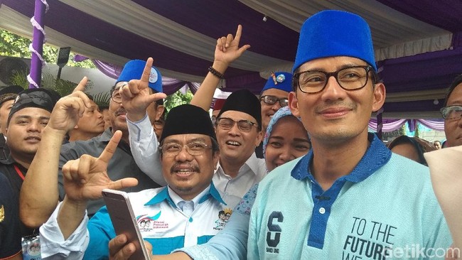 Ratusan Juta Lembar Saham Dilepas, Sandiaga Kantongi Rp 567 M