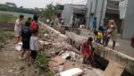 Foto: e-KTP dalam Karung yang Bikin Kaget Warga Duren Sawit