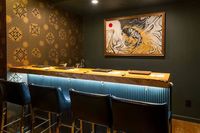 Keren! Restoran Sushi Ini Terletak di Dalam Kamar Hotel yang Unik