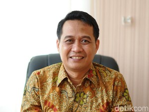 IDI: Virus Corona Menular Lewat Batuk Hingga Percikan Air Liur