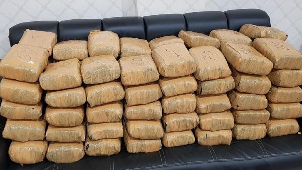 Ganja yang disita dari 2 oknum polisi di Aceh Tenggara.