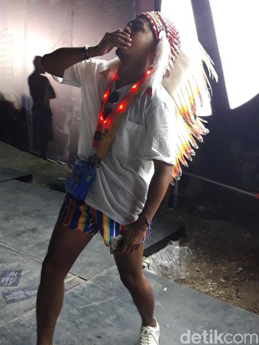 Kehebohan Kostum Para Party Goers di DWP X Bali