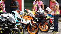 Dari setiap kelas masing-masing terdiri dari dua kategori yakni komunitas dan non komunitas. Untuk kelas komunitas dibagi menjadi tiga level yakni level A, level B, level C dan pemula. Sementara itu untuk kategori non komunitas, peserta dibagi menjadi dua level yaitu level pemula dan level advance. Pembagian level tersebut ditentukan berdasarkan bracket time yang dihasilkan saat sesi kualifikasi. Foto: Grandyos Zafna
