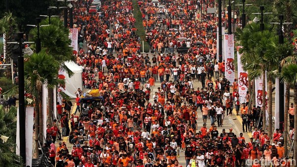 Lautan Oranye di GBK Hari Ini