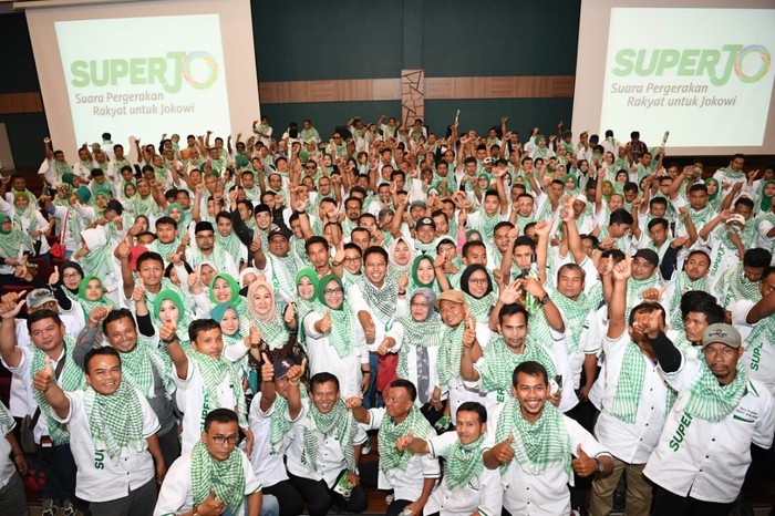 Romahurmuziy Minta Relawan SuperJO Berani Lawan Hoax