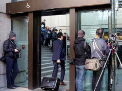 Mengintip Hebohnya Suasana Pengadilan dan Penjara Bos Huawei