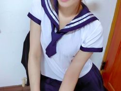 Potret Liu, Model Menawan yang Suka Jual Ikan di Pasar