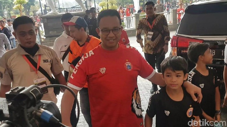 Tiba di GBK, Anies Optimistis Persija Menang Lawan Mitra Kukar Tiba di GBK, Anies Optimistis Persija Menang Lawan Mitra Kukar