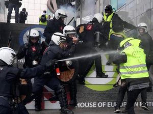 Tambah Lagi, 400 Demonstran Rompi Kuning Ditangkap Polisi Belgia