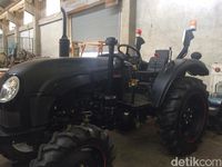 Sssst! Ada Traktor 'Hantu' yang Bisa Jalan Sendiri