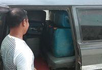 Terbongkar! Ini Penampakan Angkot yang Dimodif untuk Tenggak BBM