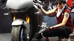 Gaya Poppy Sovia di Atas Motor Marquez Versi Jalan Raya