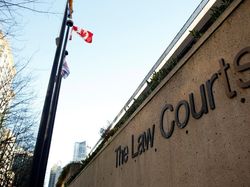 Mengintip Hebohnya Suasana Pengadilan dan Penjara Bos Huawei