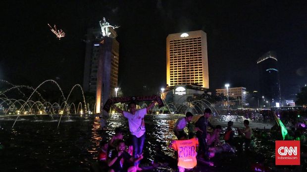 Jakmania 'menguasai' ibu kota setelah Persija Jakarta meraih juara Liga 1 2018. (