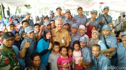 383 Warga Jateng Transmigrasi ke Sumbar, Dapat Rumah dan 2 Ha Lahan 383 Warga Jateng Transmigrasi ke Sumbar, Dapat Rumah dan 2 Ha Lahan