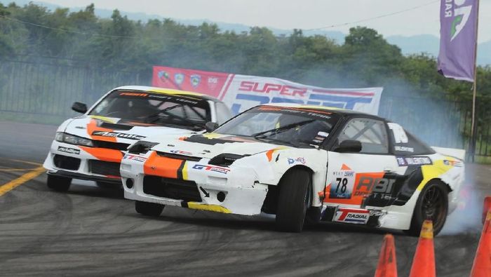 ABM Motorsport raih dua gelar juara umum di Kejurnas Super Drift 2018 (dok.ABM Motorsport) ABM Motorsport raih dua gelar juara umum di Kejurnas Super Drift 2018 (dok.ABM Motorsport)
