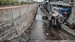 Duh,... Tanggul Muara Baru di Jakarta Utara Bocor