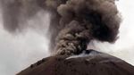 Gunung Anak Krakatau Meletus