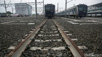 Kereta MRT sendiri fase I akan melewati 13 stasiun dari Bundaran HI menuju Lebak Bulus.