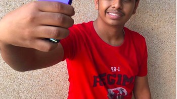 Kadang Rashed diendorse oleh brand. Ini saat dia mengiklankan ponsel terbaru Huawei di Instagram. Foto: Instagram
