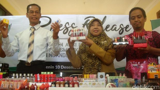 Belasan Ribu Kosmetik Ilegal Diamankan di Banyumas