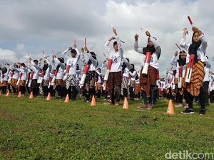 Seni Rontek dengan 5000 Pemain di Pacitan Kembali Pecahkan Rekor MURI