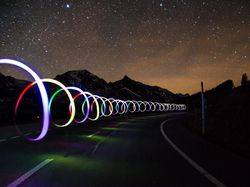 Deretan Lukisan Cahaya yang Memukau Mata