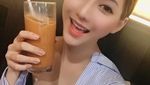 Model Cantik Jual Ikan di Pasar Ternyata Doyan Egg Waffle-Seafood