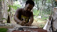 Limbah-limbah aneka kaca ini dibuat menjadi  karya seni yang nilai ekonominya tinggi dari ratusan ribu hingga jutaan rupiah.