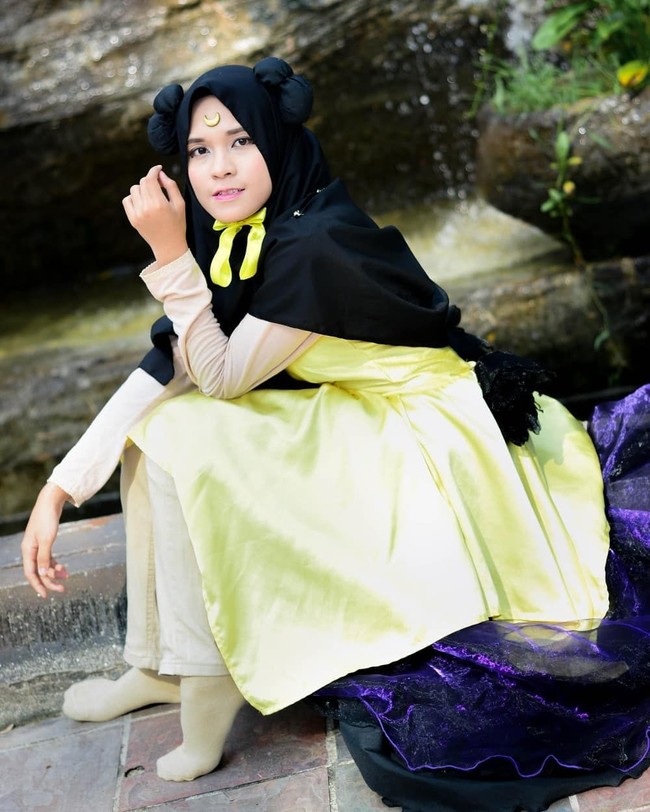 Selain Saakira, ada beberapa hijabers yang ikut aktif di komunitas yang sama dengan Saakira. Mereka adalah Nurul Ain Yacub dan Najwa Nyan. Foto: Istimewa