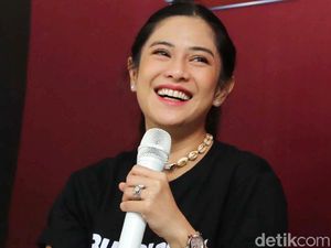Alasan Dian Sastro Tidak Ingin Benar-benar Terjun ke Dunia Musik