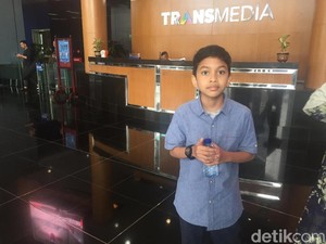 Ini Akbar, Bocah 11 Tahun Pembuat Alat Pembersih Sepatu Otomatis