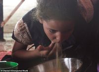 Dituntut Gemuk, Anak-anak Perempuan Ini Dipaksa Mengasup 16.000 Kalori Sehari